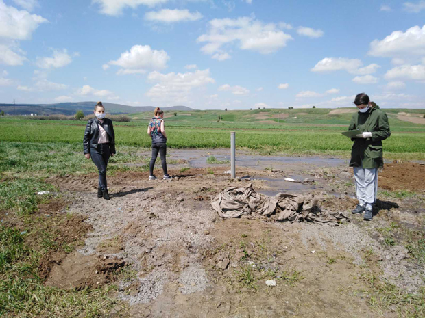 Ноћу копају и никог не питају: Турци траже угаљ на српским имањима, рупе ДУБОКЕ и до 100м? (ВИДЕО)